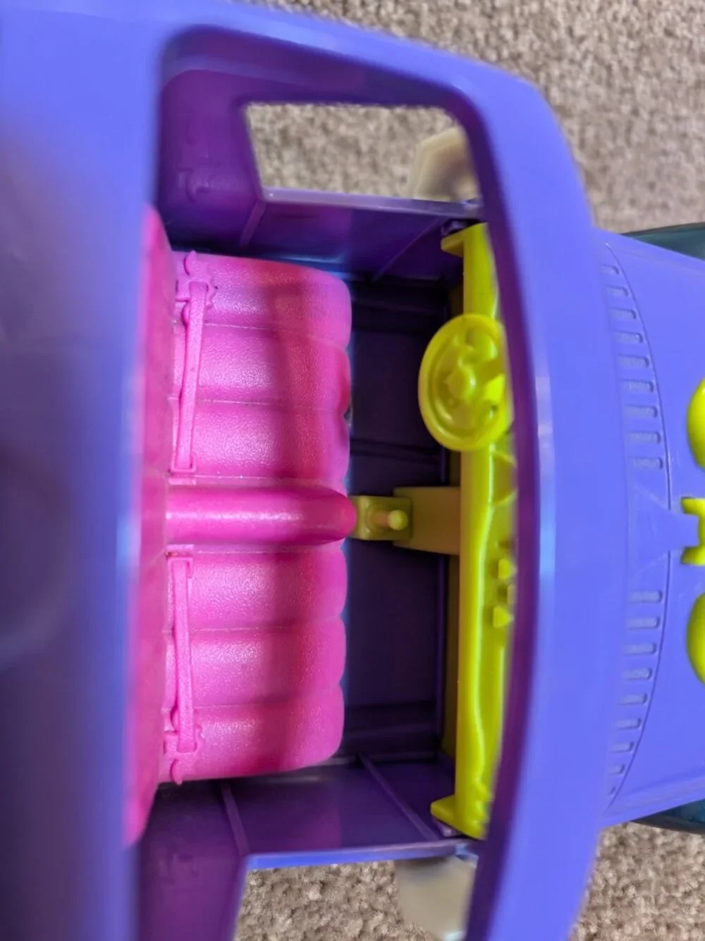 Disney Junior Vampirina Hauntley's Mobile Car Lights & Sounds Vehicle